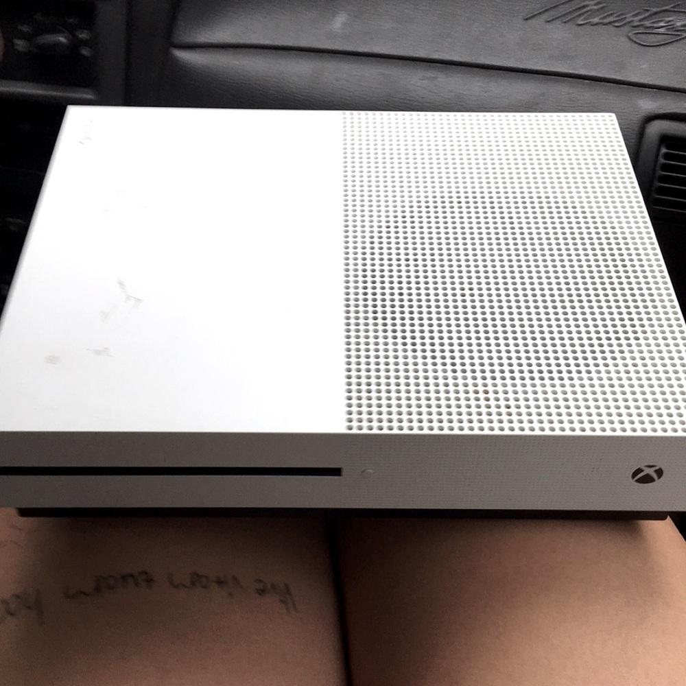 Xbox one s 1 terabyte